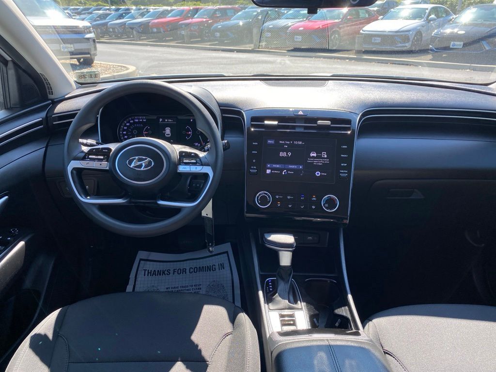 2024 Hyundai Tucson SE - Photo 10