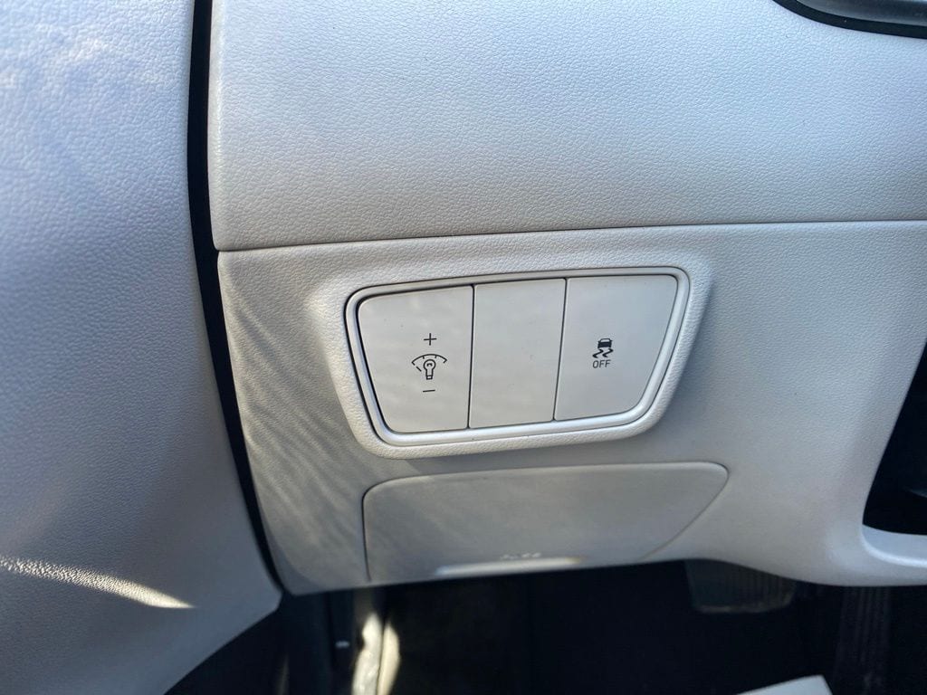 2024 Hyundai Tucson SE - Photo 21