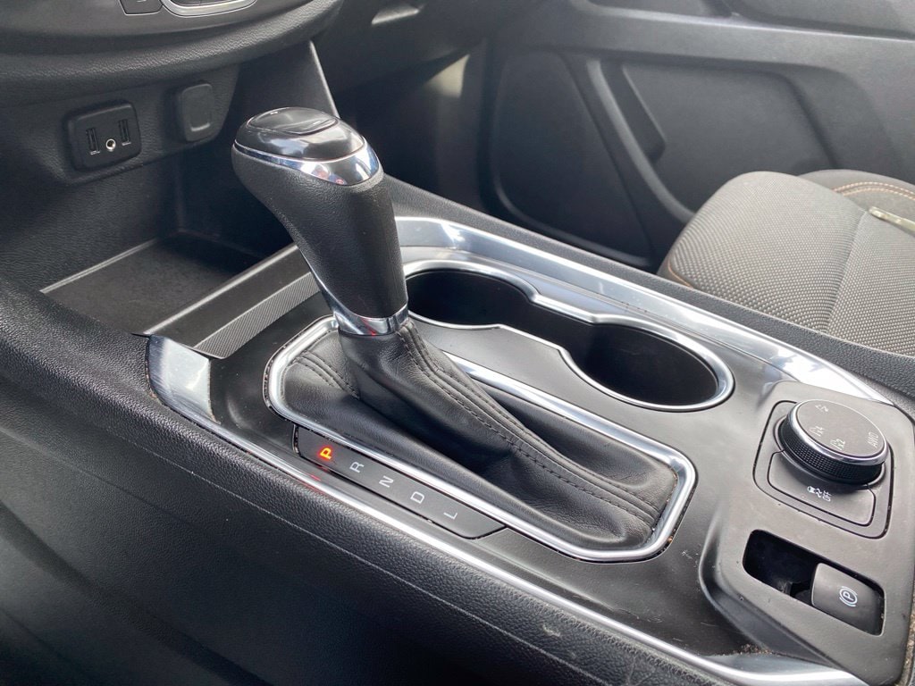 2019 Chevrolet Traverse LS - Photo 19
