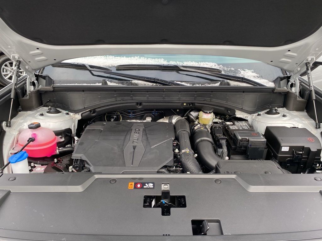 2026 Hyundai Santa Fe Limited - Photo 15