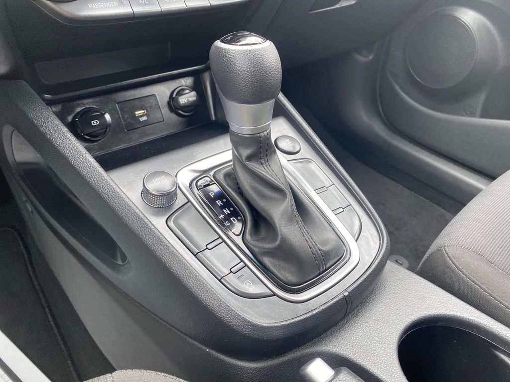 2023 Hyundai Kona SEL - Photo 19