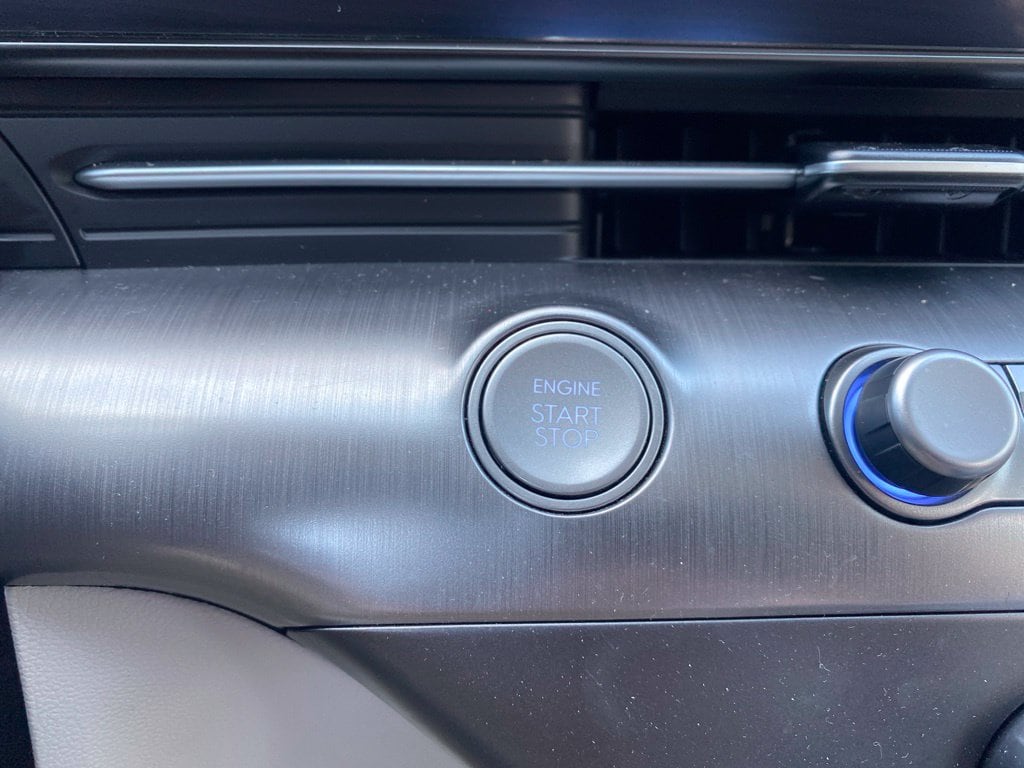 2024 Hyundai Kona SE - Photo 24