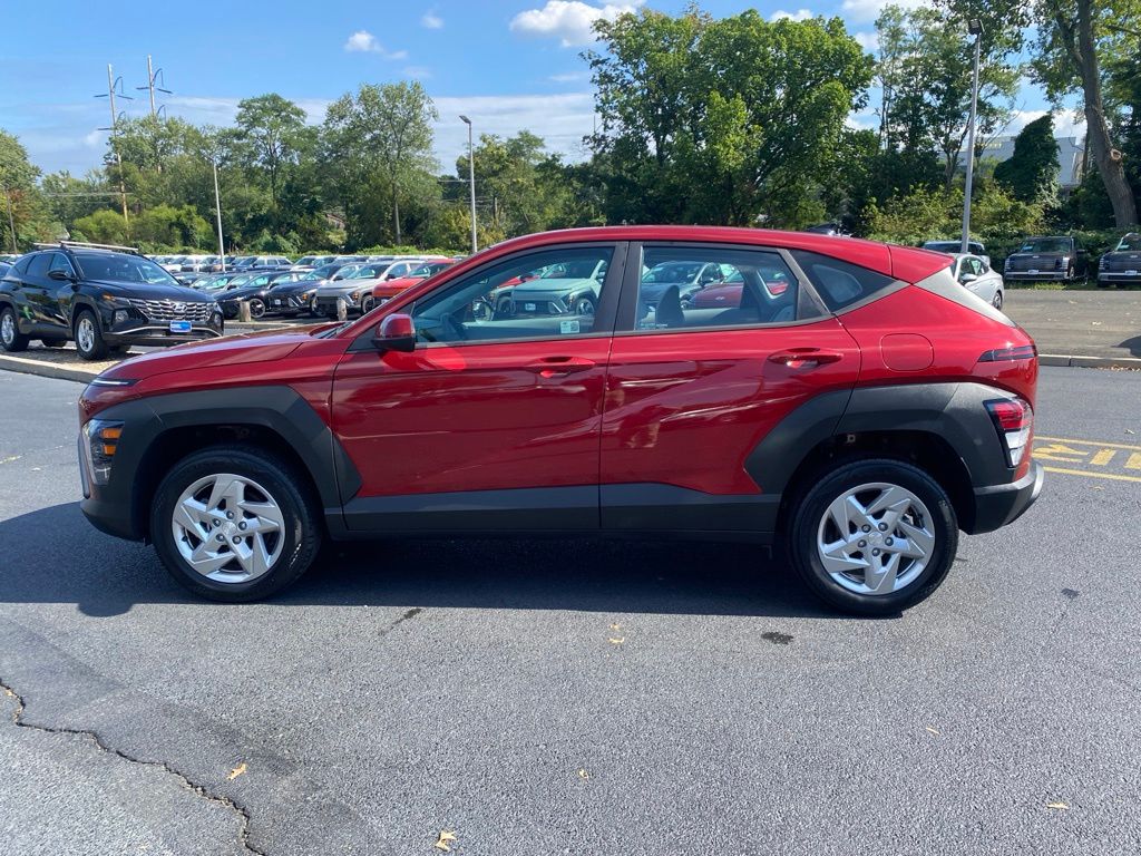 2024 Hyundai Kona SE - Photo 7