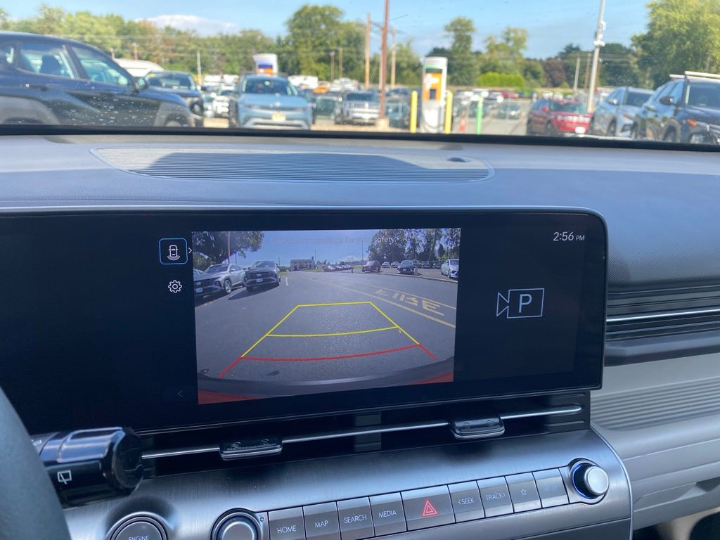 2024 Hyundai Kona SE - Photo 12