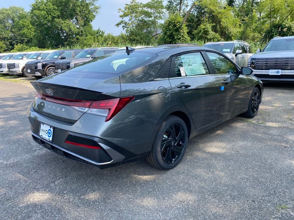 New 2026 Hyundai Elantra SEL Sport Sedan