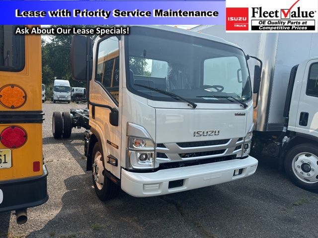 2025 Isuzu NRR Gas