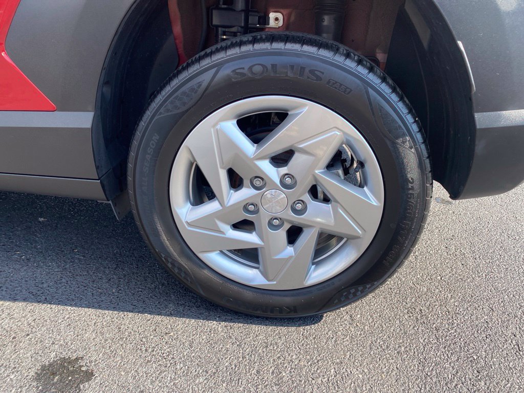 2024 Hyundai Kona SE - Photo 9