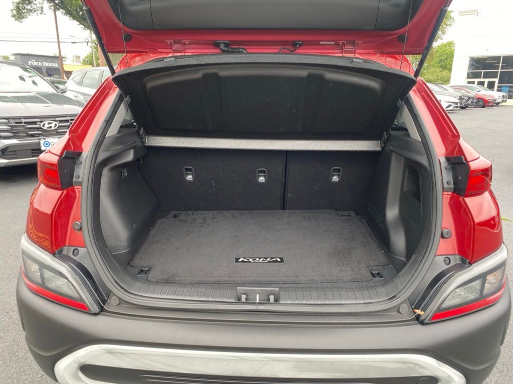 2023 Hyundai Kona SEL - Photo 16