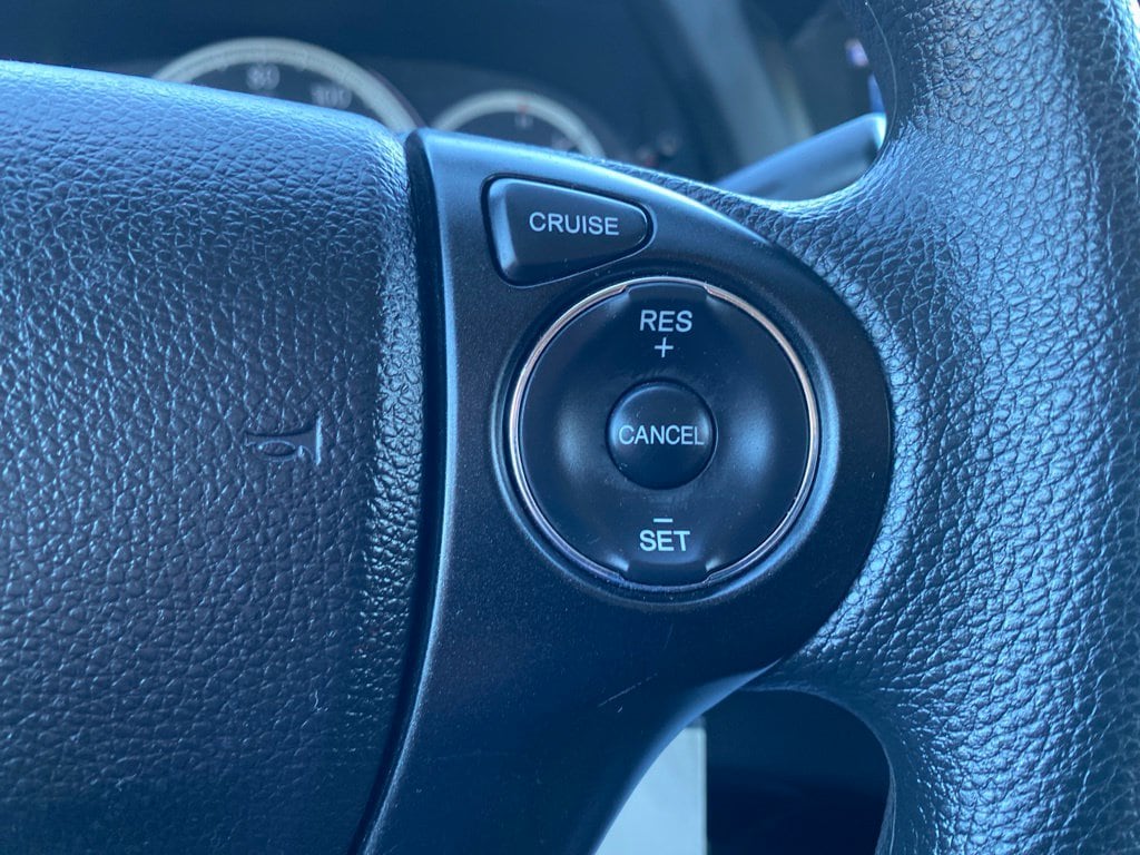 2013 Honda Accord LX - Photo 20