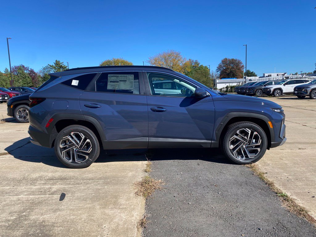 New 2026 Hyundai Tucson SEL Plus AWD SUV