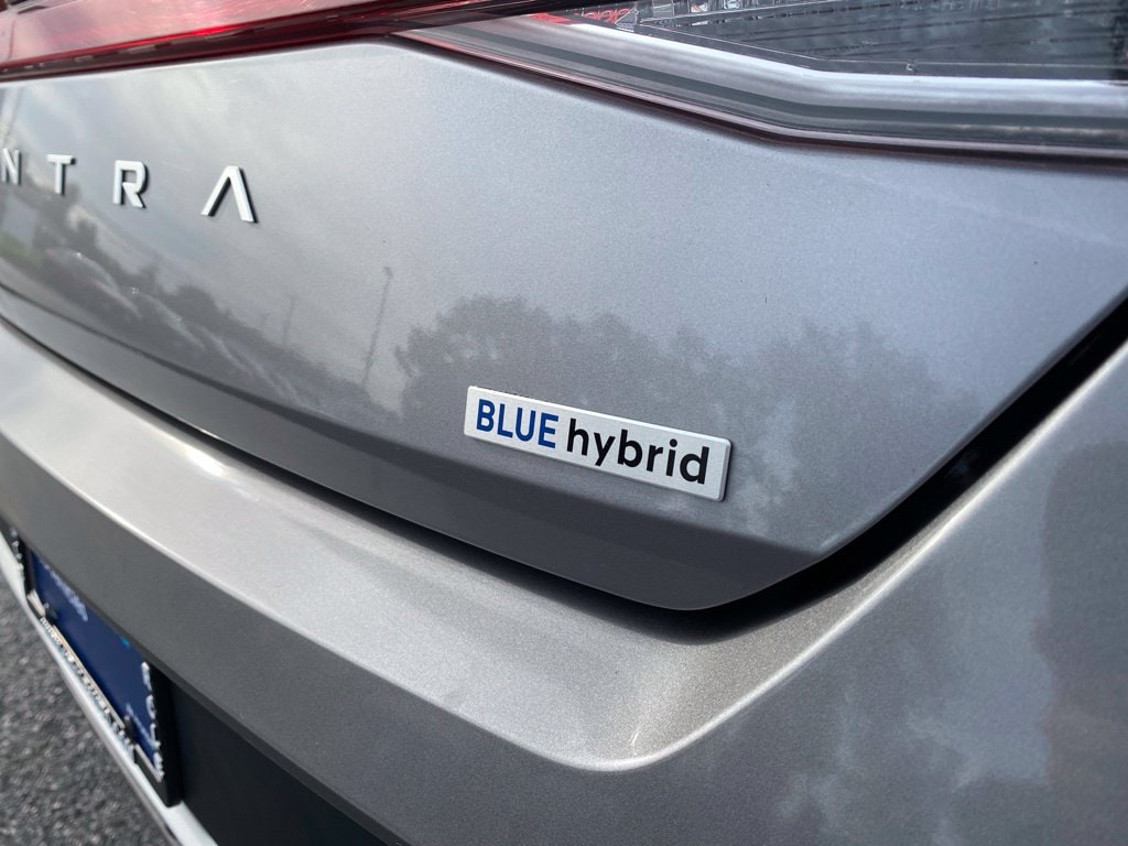 2025 Hyundai Elantra Blue - Photo 24