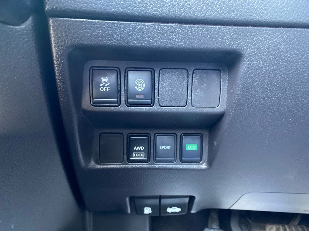 2020 Nissan Rogue Sport S - Photo 22