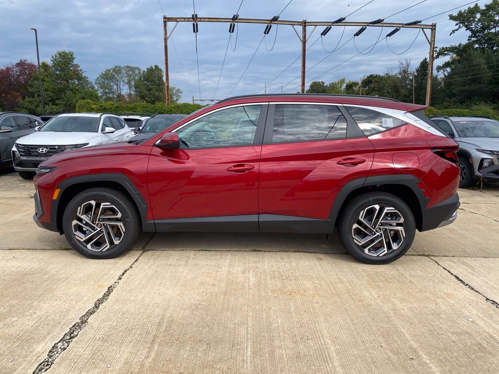 New 2026 Hyundai Tucson SEL Plus AWD SUV