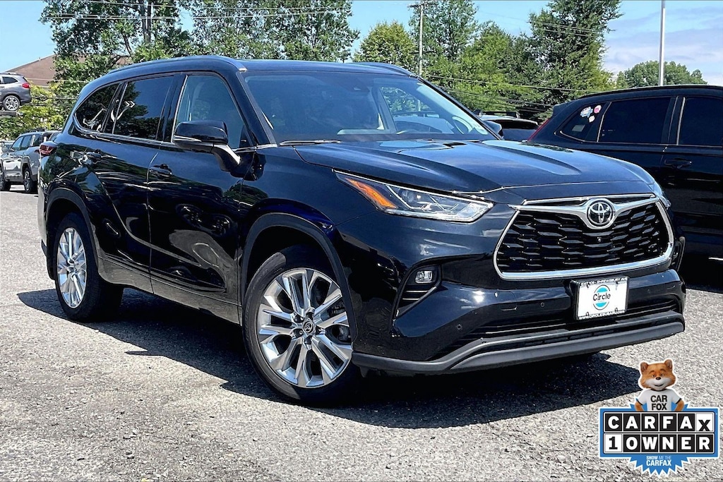 Used 2023 Toyota Highlander Limited SUV