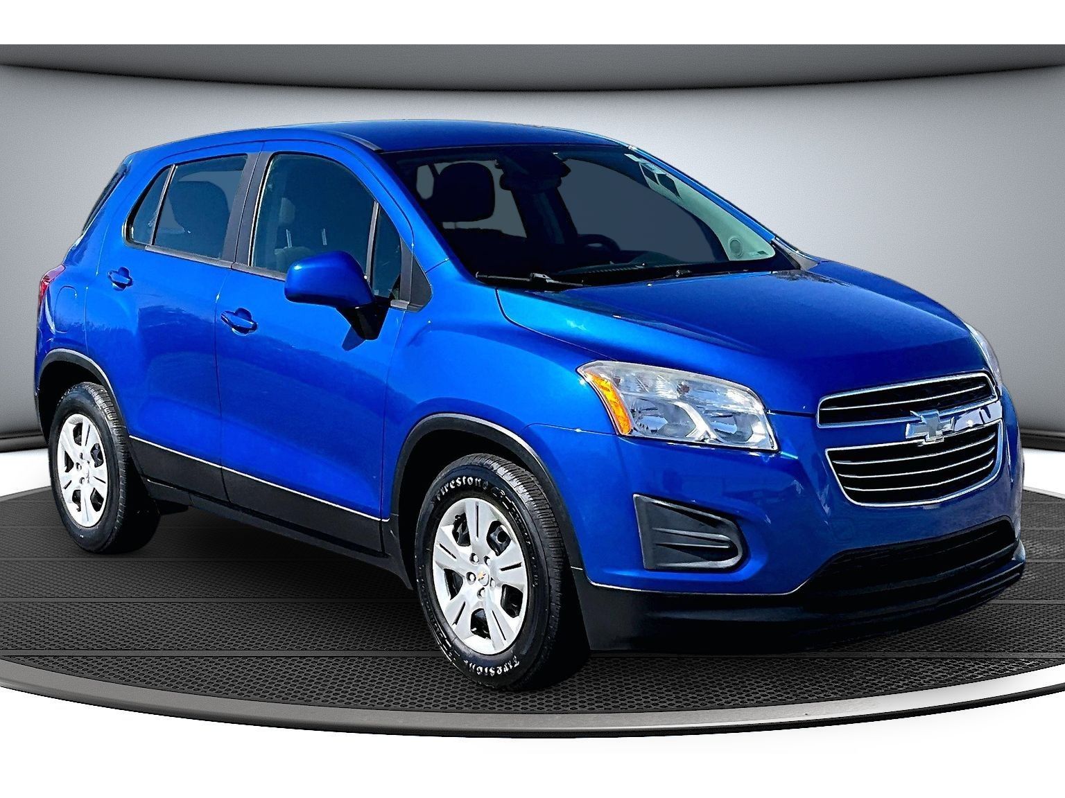 Used 2016 Chevrolet Trax LS with VIN KL7CJKSB5GB621122 for sale in Columbia City, IN