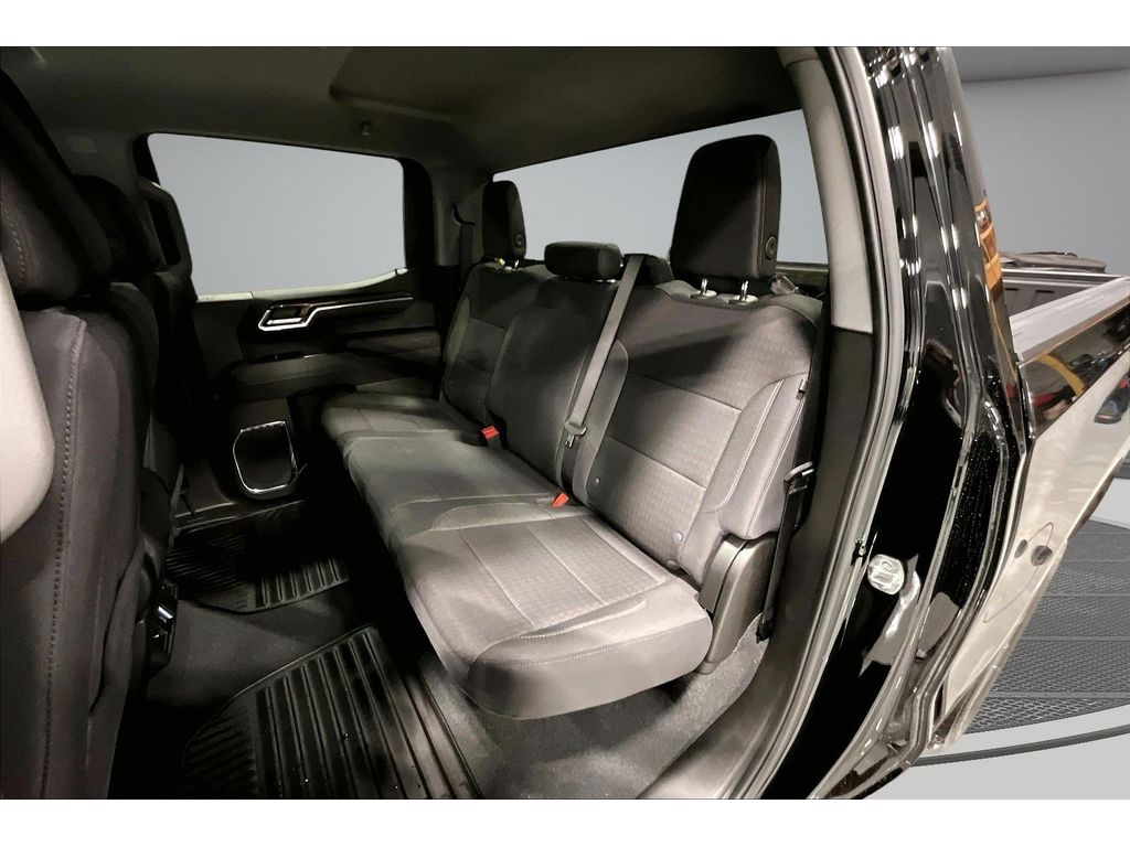 2026 Chevrolet Silverado 1500 LT - Photo 11