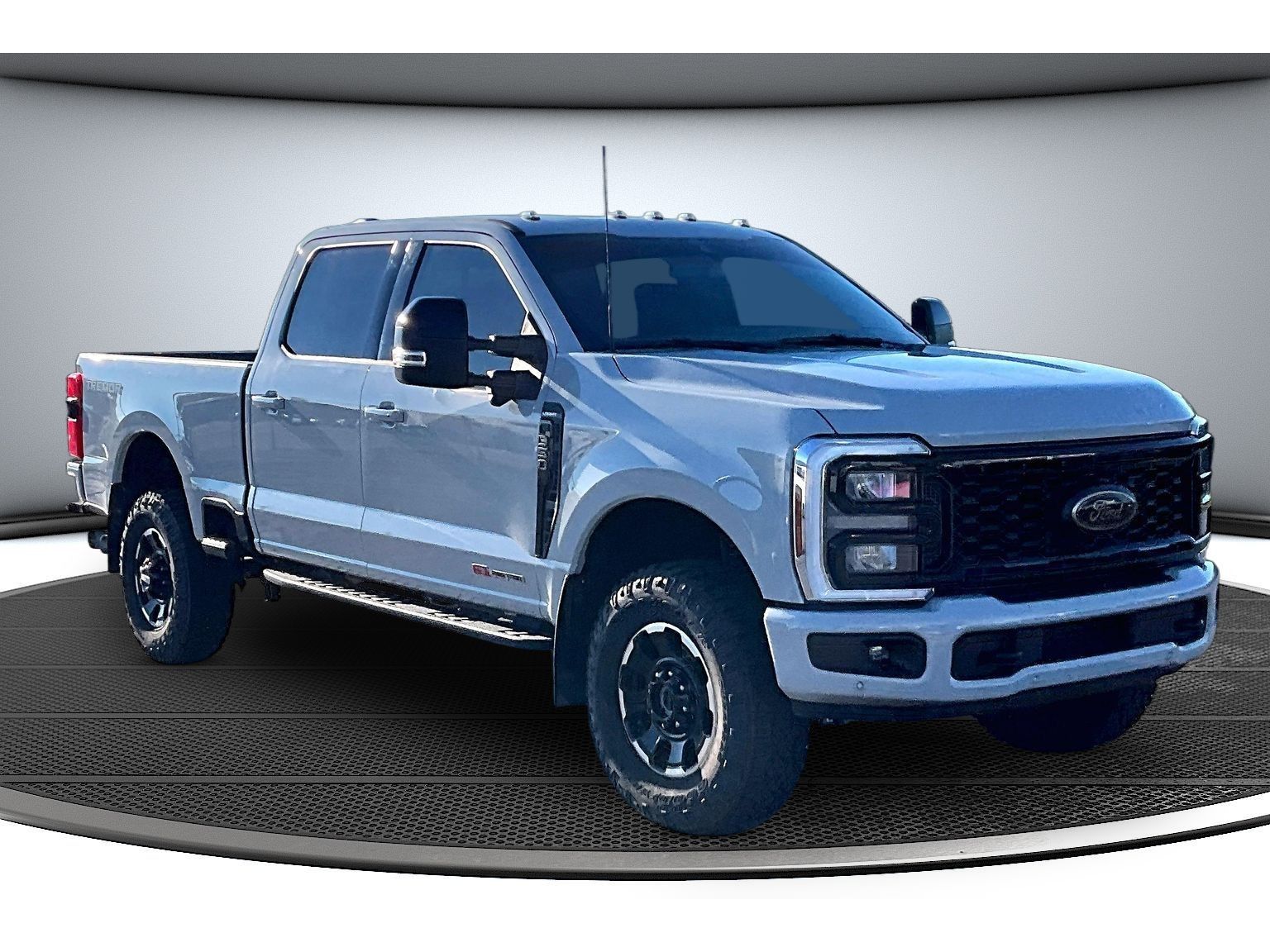 Used 2025 Ford F-350 Super Duty LARIAT Crew Cab