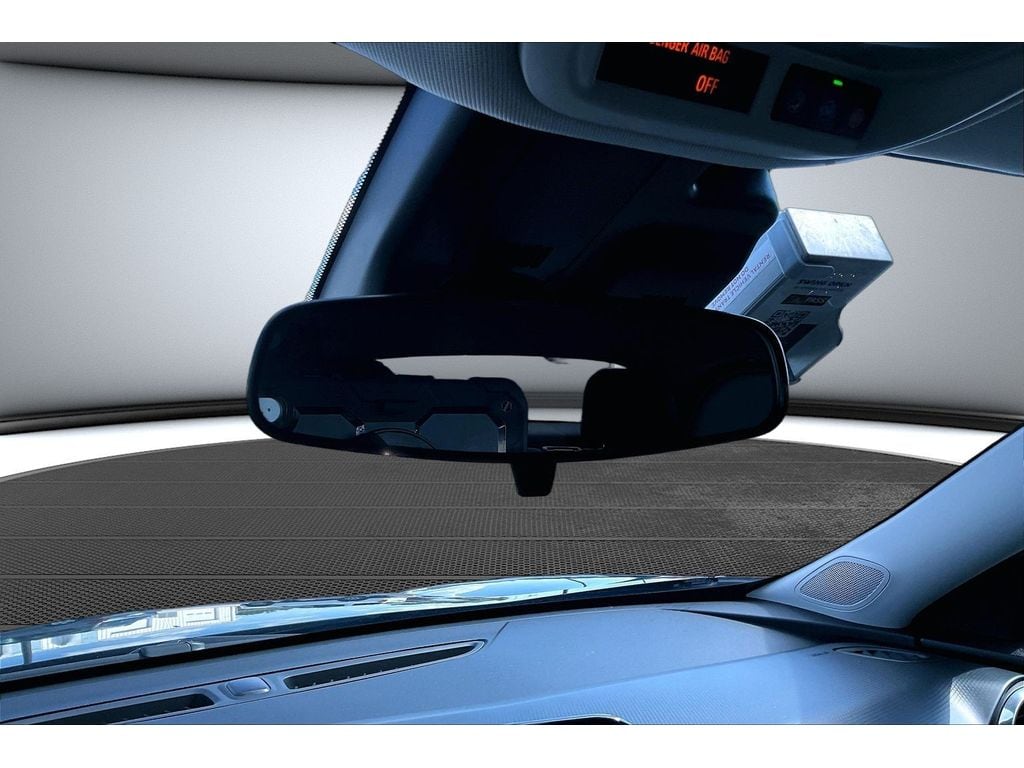 2025 Chevrolet Trax LT - Photo 22