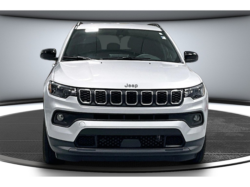 Used 2025 Jeep Compass Latitude Sport Utility