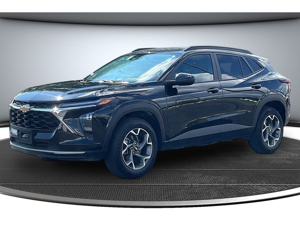 2025 Chevrolet Trax LT - Photo 15