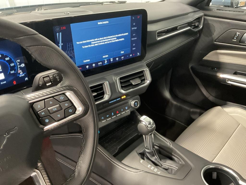 2024 Ford Mustang EcoBoost Premium - Photo 11