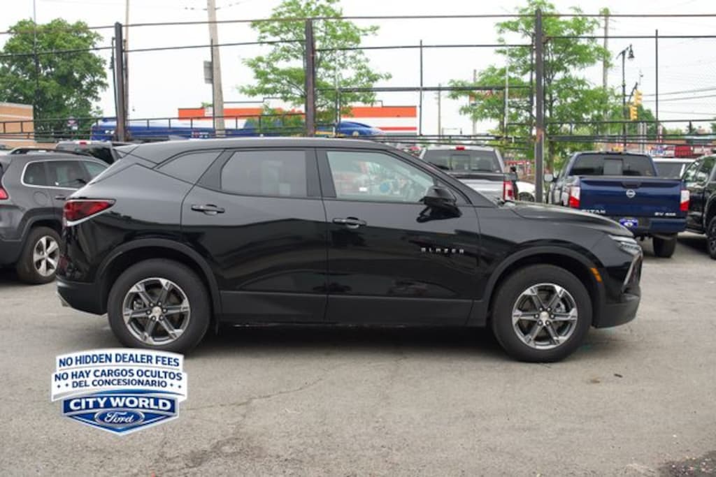 Used 2025 Chevrolet Blazer LT SUV