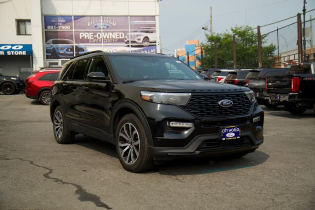 Certified 2023 Ford Explorer ST-Line SUV