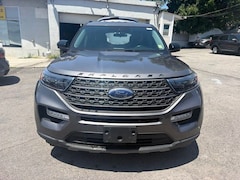 2023 Ford Explorer XLT SUV