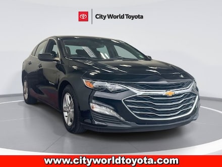 2025 Chevrolet Malibu LT Sedan