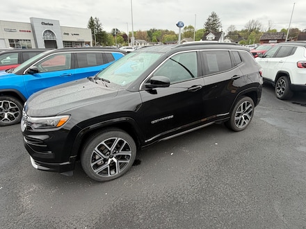 2025 Jeep Compass Limited Limited 4x4