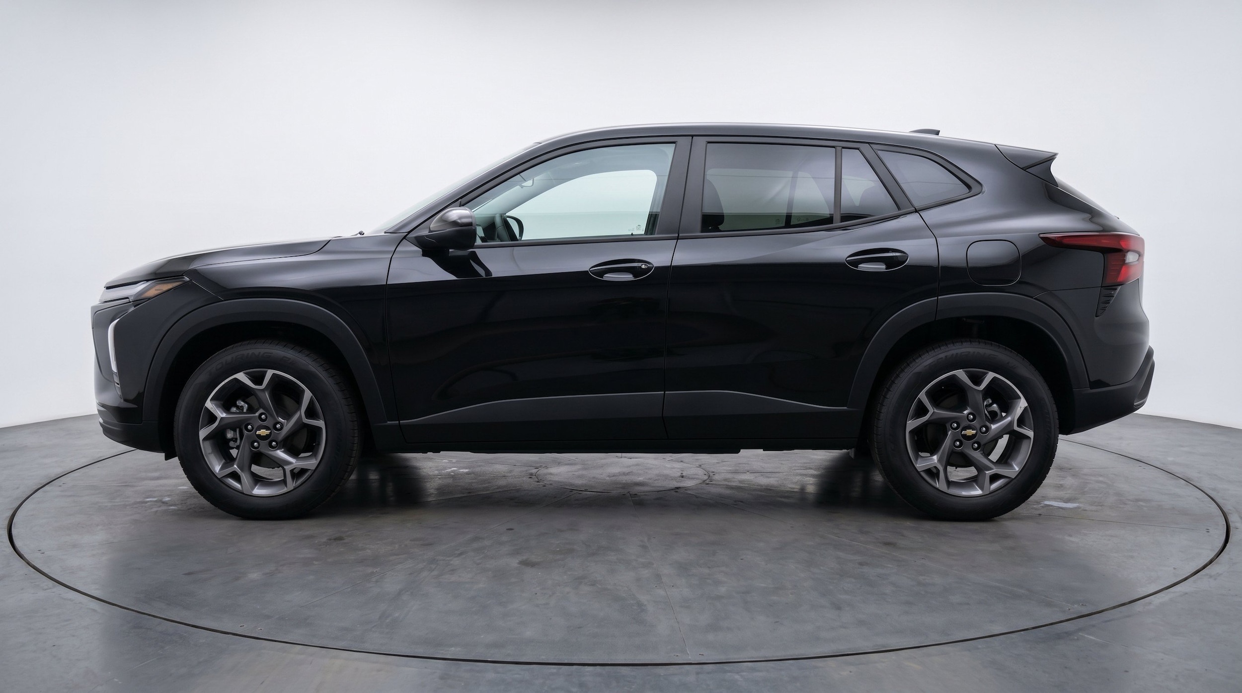 Thumbnail: 2025 Chevrolet Trax - 5