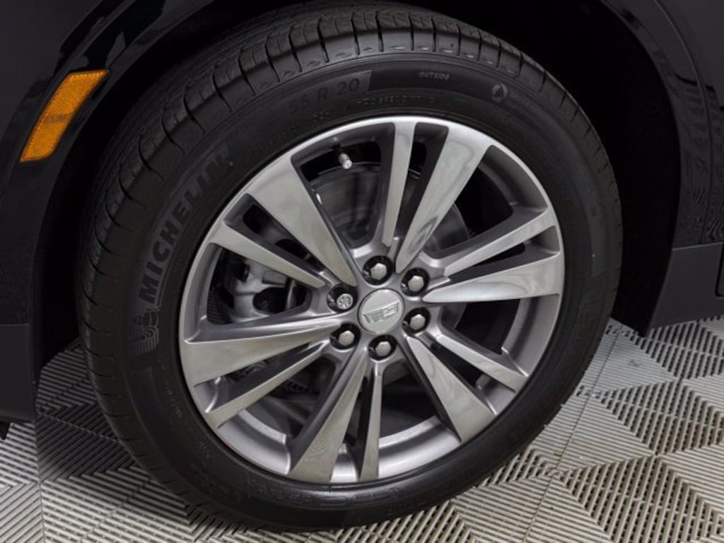 New 2026 CADILLAC XT5 Premium Luxury SUV