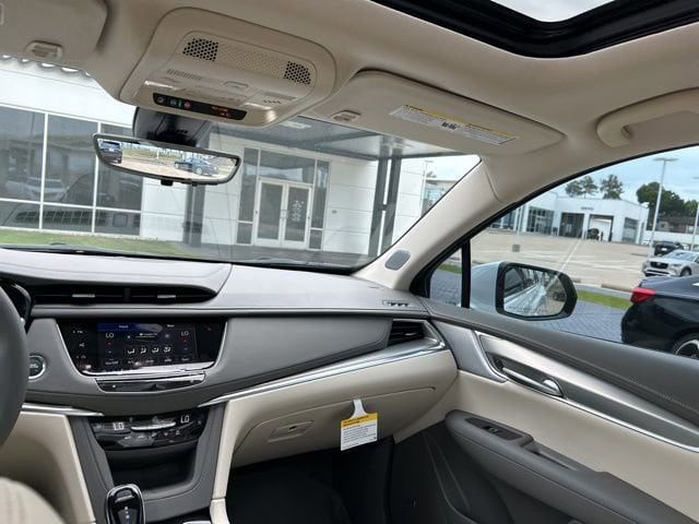 2026 Cadillac XT5 Premium Luxury - Photo 46