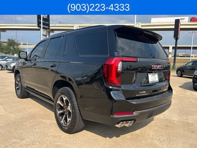 2026 GMC Yukon AT4 Ultimate - Photo 8