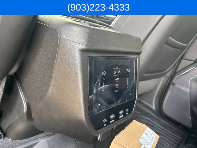 2026 GMC Yukon AT4 Ultimate - Photo 40