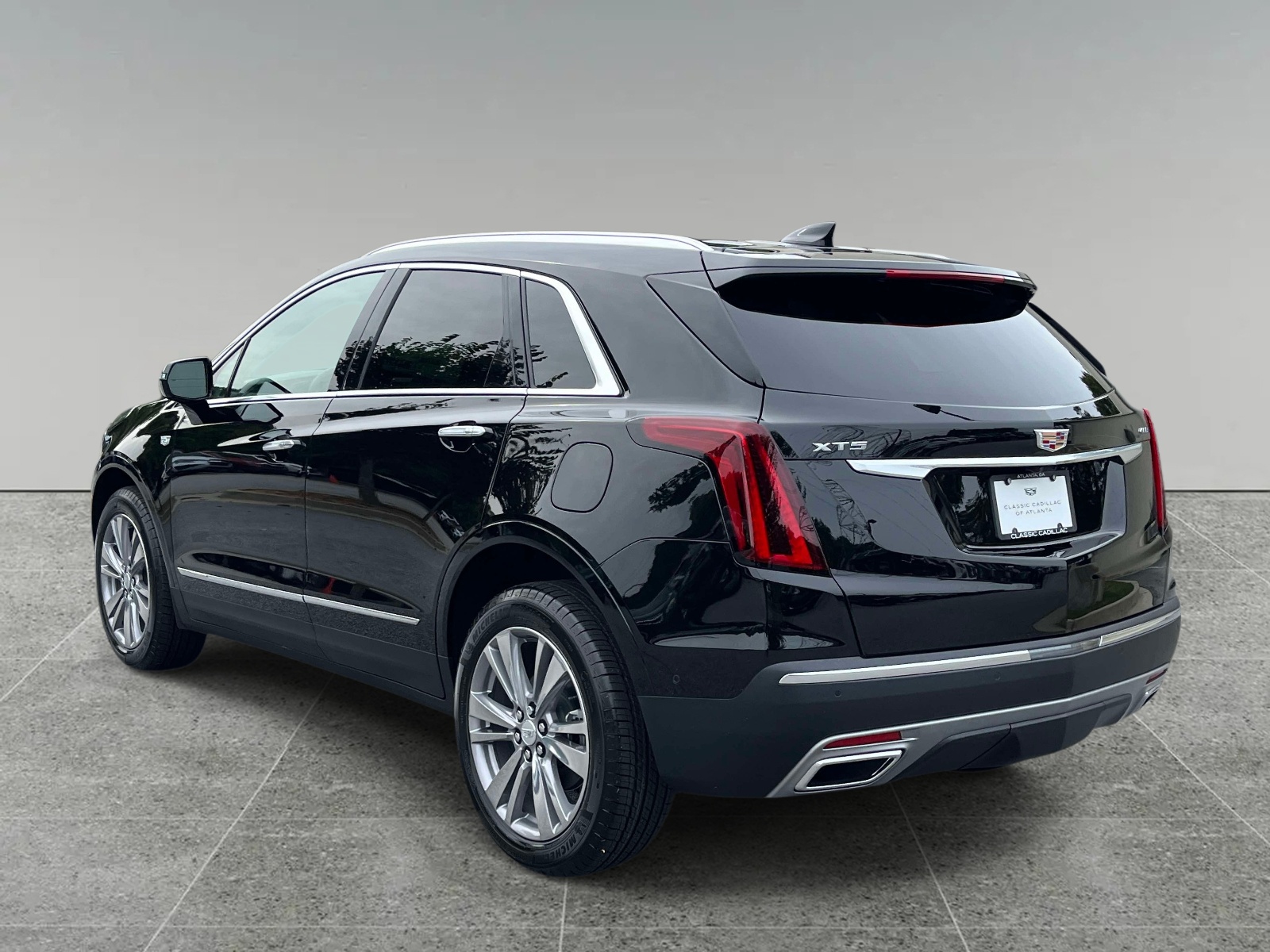 New 2026 CADILLAC XT5 Premium Luxury SUV