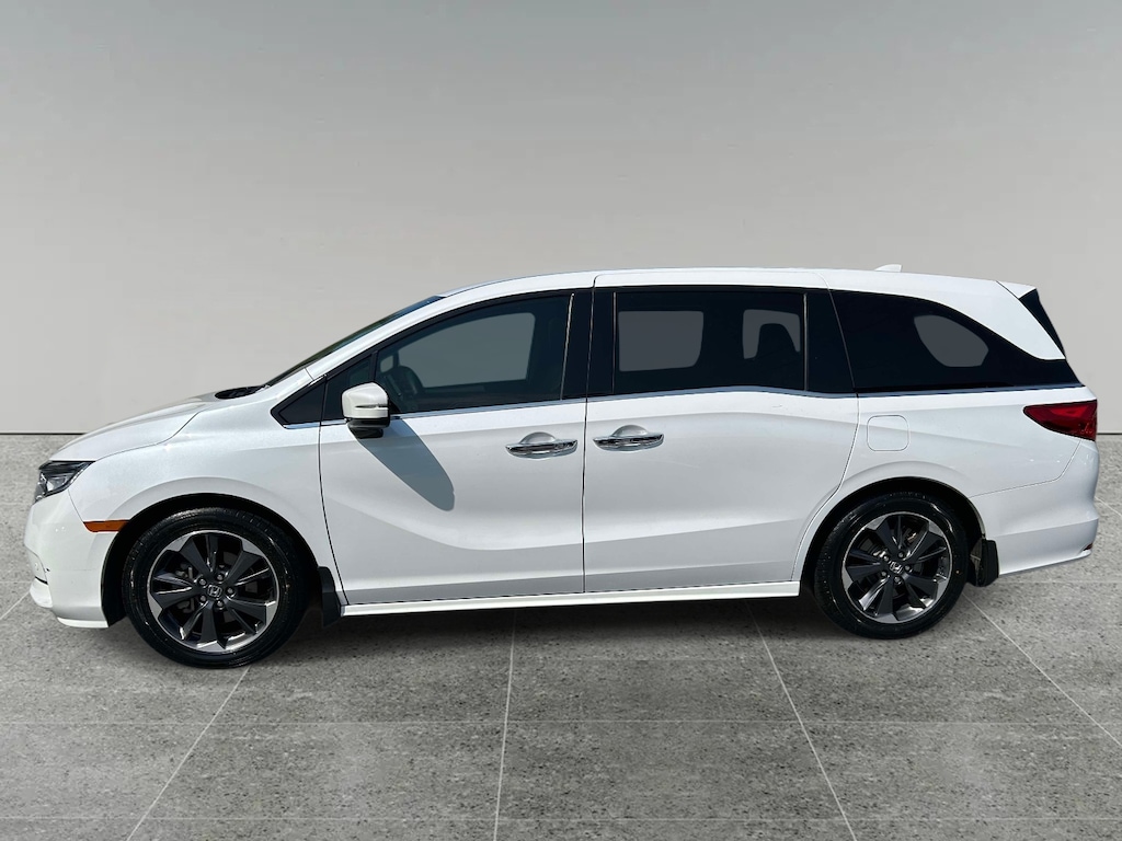 Used 2023 Honda Odyssey Elite