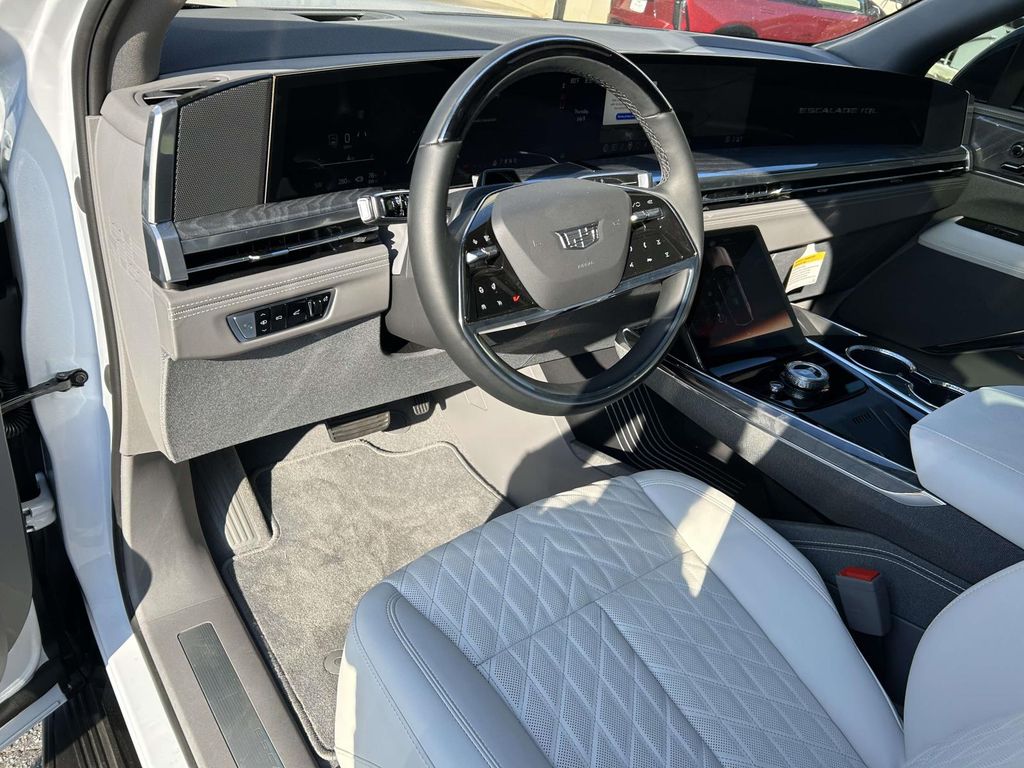 2026 Cadillac Escalade IQL Luxury - Photo 19