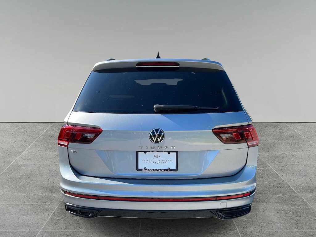 Used 2023 Volkswagen Tiguan SE R-Line Black
