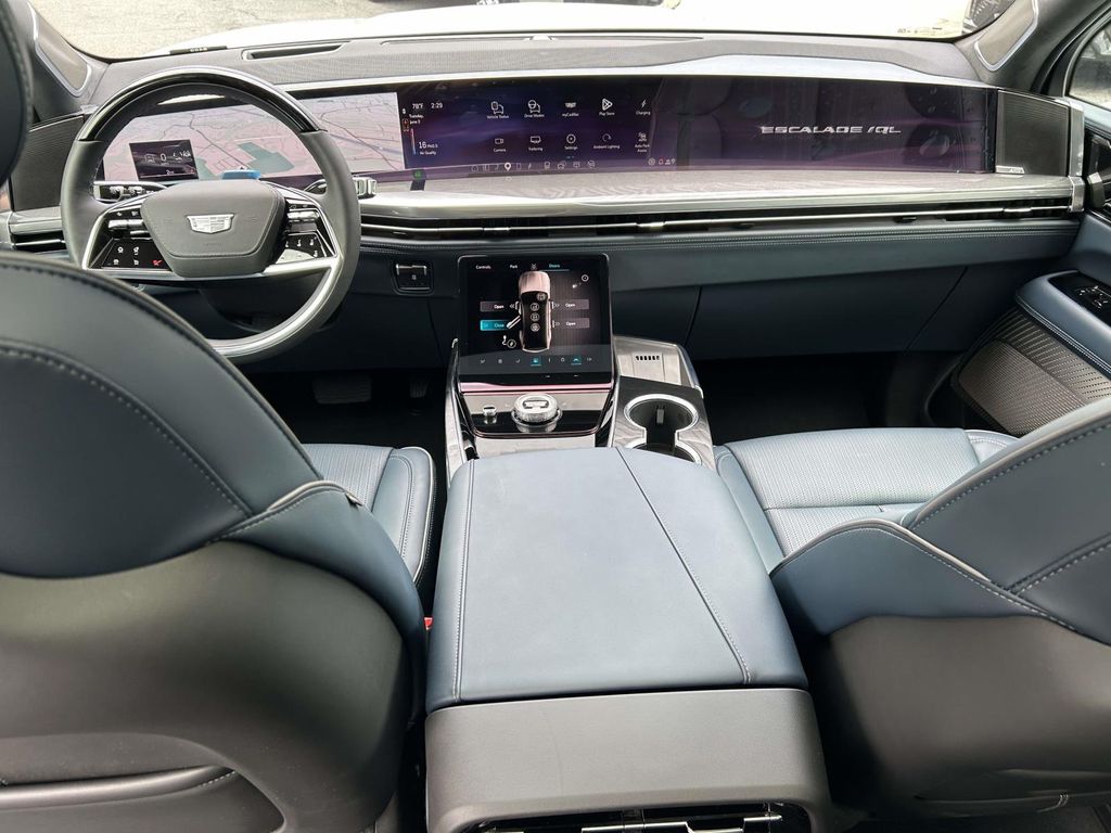 2026 Cadillac Escalade IQL Premium Luxury - Photo 15
