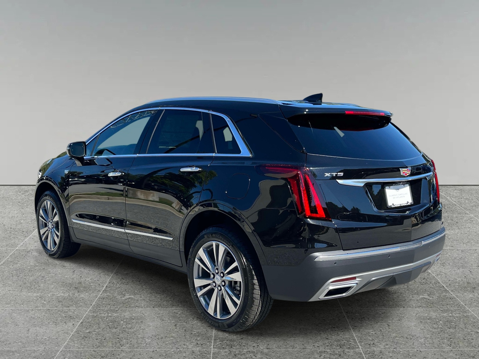 New 2026 CADILLAC XT5 Premium Luxury SUV