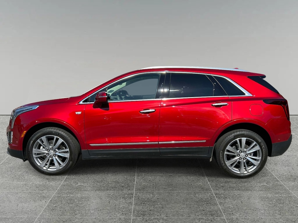 New 2026 CADILLAC XT5 Premium Luxury SUV