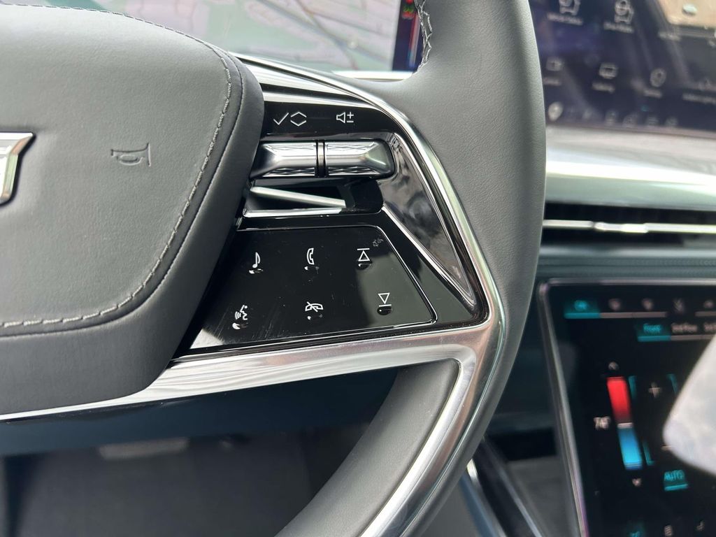 2026 Cadillac Escalade IQL Premium Luxury - Photo 25