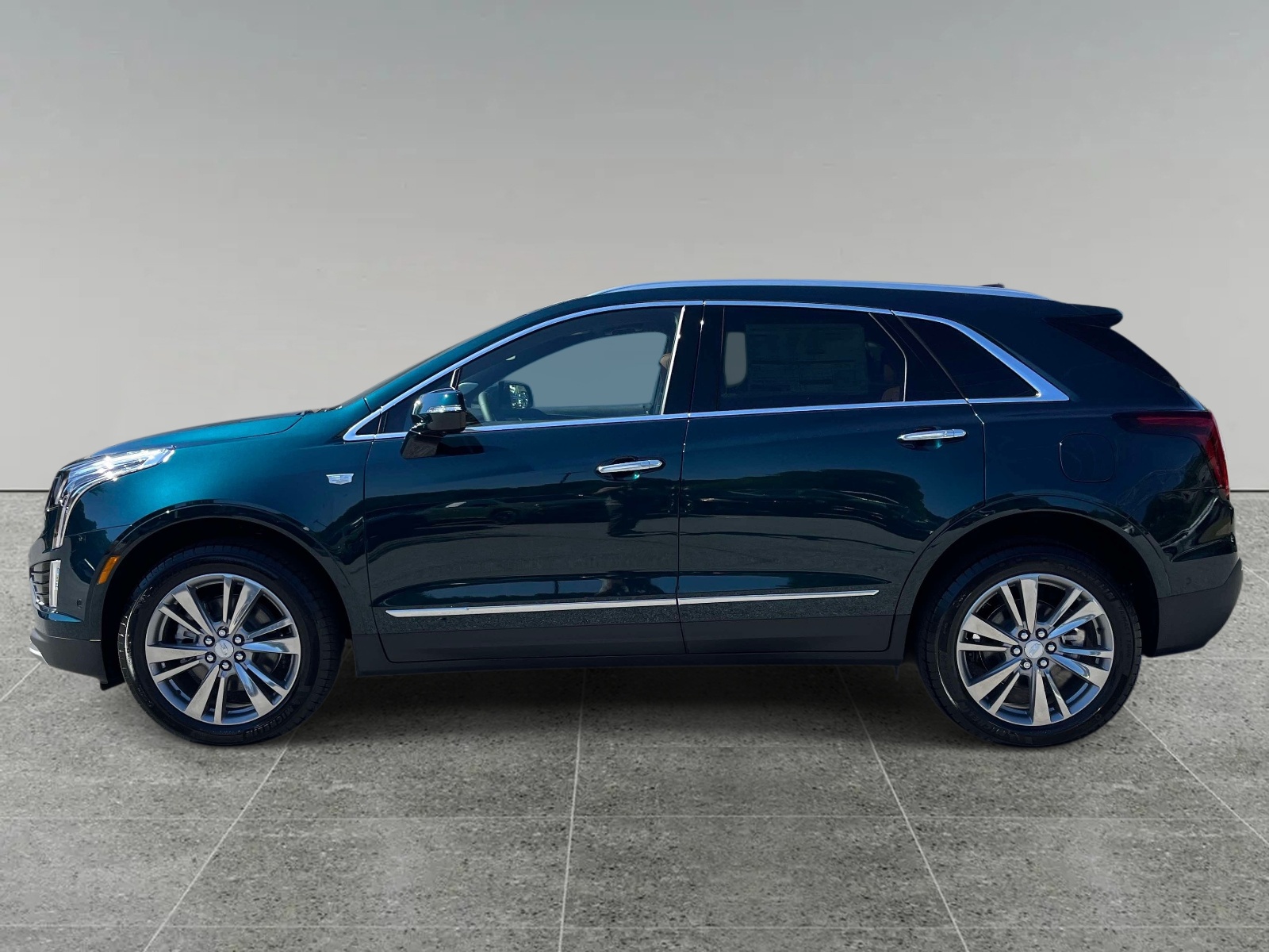 New 2026 CADILLAC XT5 Premium Luxury SUV