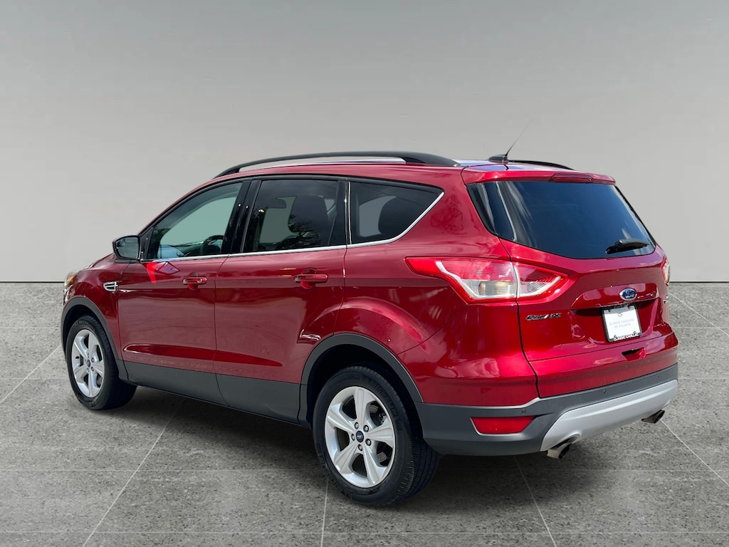 Used 2016 Ford Escape SE