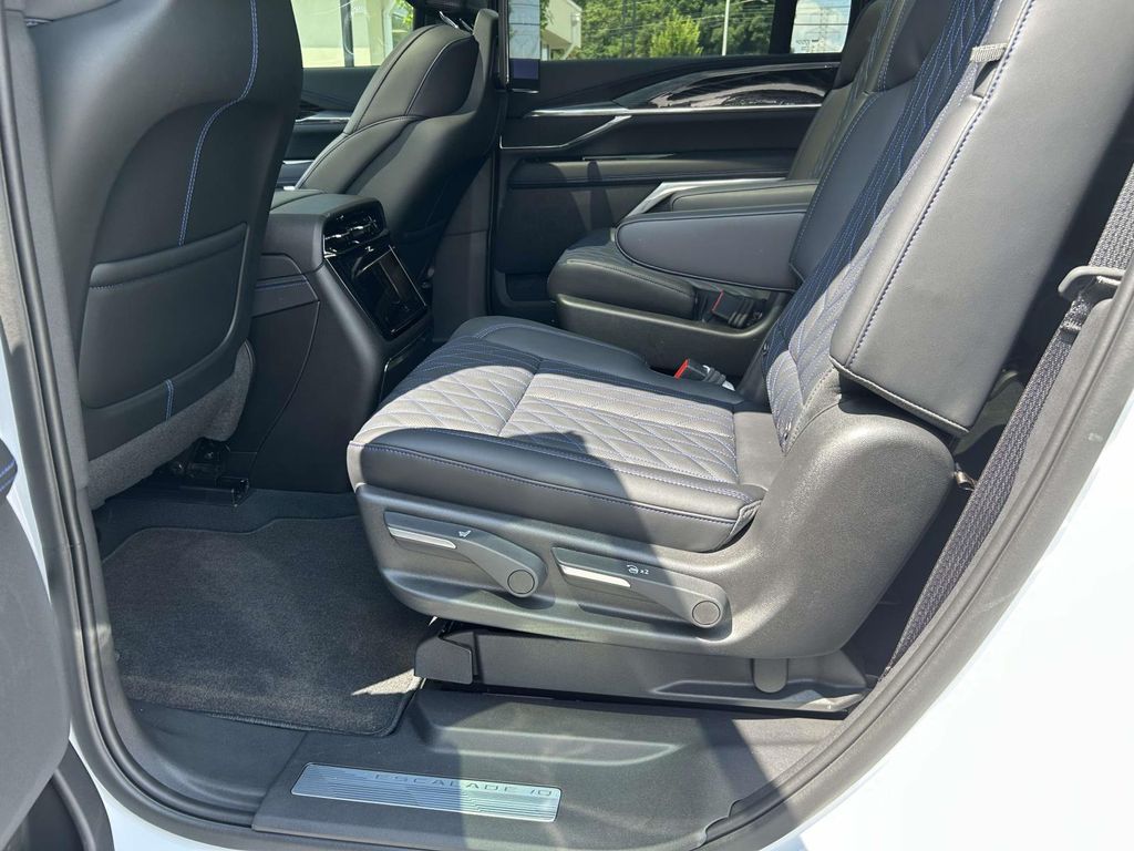 2026 Cadillac Escalade IQL Sport - Photo 14