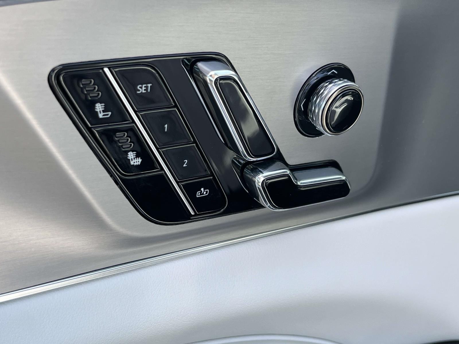 2027 Cadillac LYRIQ Sport - Photo 18