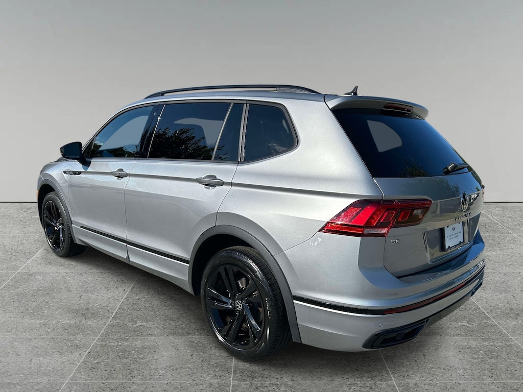 Used 2023 Volkswagen Tiguan SE R-Line Black