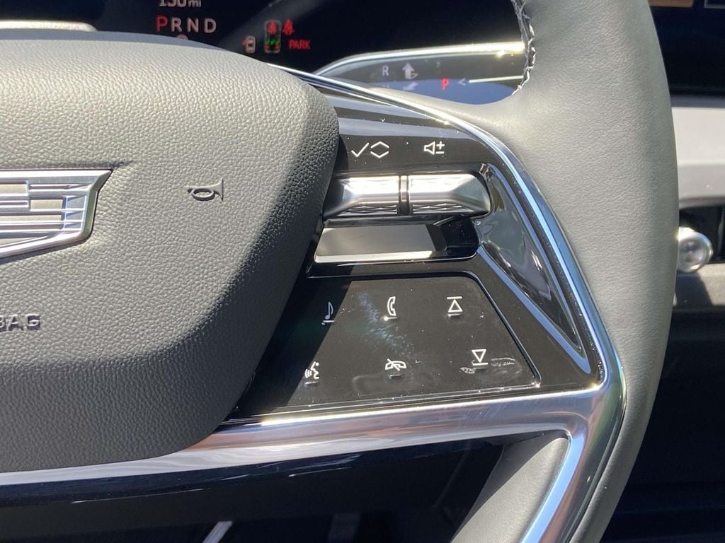 2026 Cadillac VISTIQ Sport - Photo 25