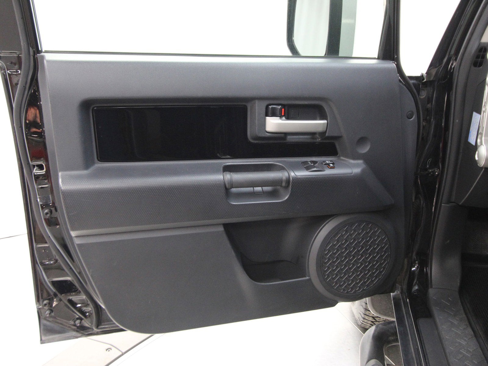 2011 Toyota FJ Cruiser Base - Photo 19